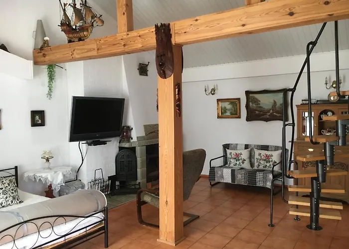 Kapitanskie Gniazdo ホームステイ *